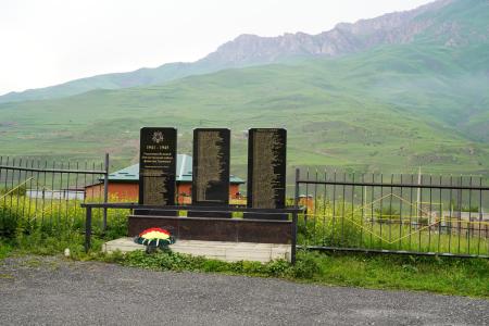 Владимир Кашин и Казбек Тайсаев прибыли в Северную Осетию для участия в праздничных мероприятиях и семинаре-совещании
