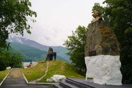 Владимир Кашин и Казбек Тайсаев прибыли в Северную Осетию для участия в праздничных мероприятиях и семинаре-совещании