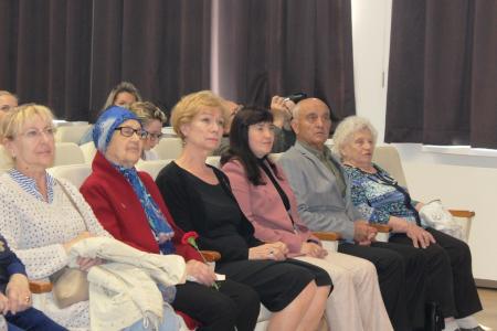 Рязань. Руководитель фракции КПРФ в гордуме Эвелина Волкова выступила перед ветеранами и вдовами участников Великой Отечественной войны
