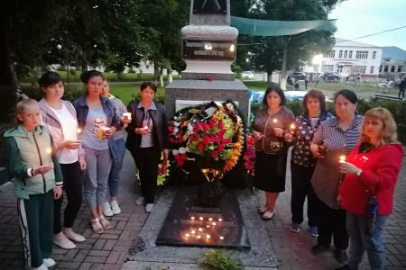 Коммунисты Карачаево-Черкесии по всей республике 22 июня день приняли участие в антифашистских мероприятиях