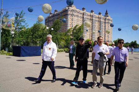 Делегация КНДР посетила Совхоз имени Ленина