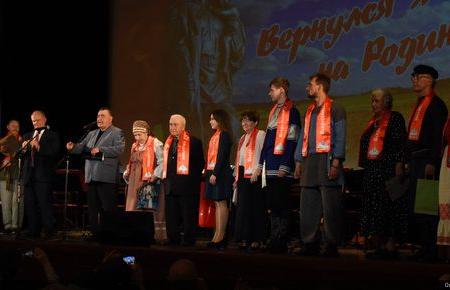 КПРФ и ВСД «Русский лад» провели в Москве литературно-музыкальный вечер