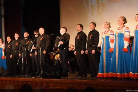 КПРФ и ВСД «Русский лад» провели в Москве литературно-музыкальный вечер