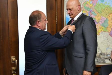"Родина у нас одна - Россия!". Репортаж о рабочих встречах делегации депутатов ДНР с депутатами Госдумы в Москве