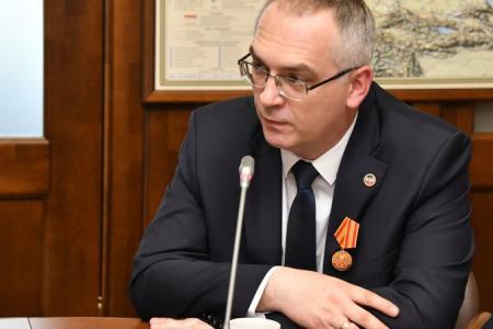 "Родина у нас одна - Россия!". Репортаж о рабочих встречах делегации депутатов ДНР с депутатами Госдумы в Москве