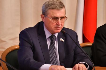 Депутаты КПРФ в Госдуме провели круглый стол на тему: «Болонская система: вход и выход»