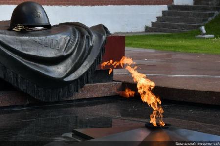 Поклон борцам с фашизмом
