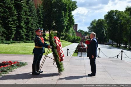 Поклон борцам с фашизмом