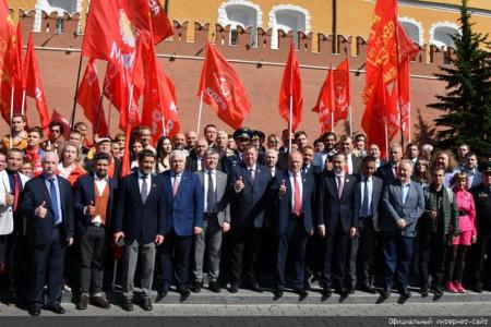Поклон борцам с фашизмом