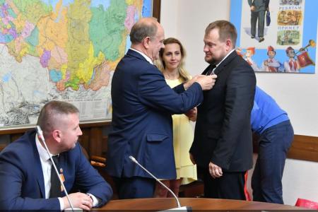 В Госдуме состоялась встреча фракции КПРФ в Госдуме с делегацией Народного Совета ЛНР
