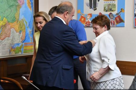 В Госдуме состоялась встреча фракции КПРФ в Госдуме с делегацией Народного Совета ЛНР