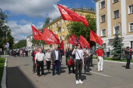 Кировские коммунисты почтили память погибших во время Великой Отечественной войны