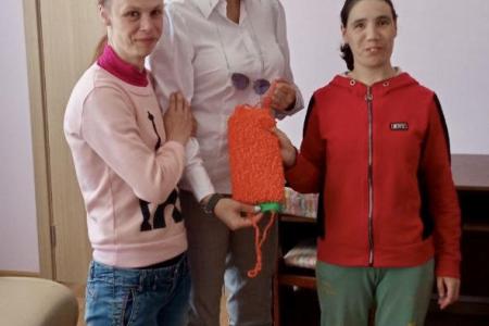 Депутат Госдумы Ирина Филатова и первый секретарь Чувашского отделения КПРФ Александр Андреев в День защиты детей посетили детские дома в Чувашии