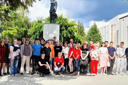 Слет Ленинского Комсомола Уральского Федерального округа. «Как здорово, что все мы здесь сегодня собрались!»