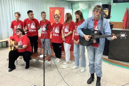 Слет Ленинского Комсомола Уральского Федерального округа. «Как здорово, что все мы здесь сегодня собрались!»