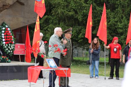 Екатеринбург. Митинг в честь 111-летия со дня рождения Н.И. Кузнецова
