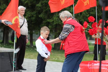 Екатеринбург. Митинг в честь 111-летия со дня рождения Н.И. Кузнецова