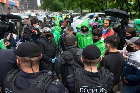 Денис Парфенов поручился за лидера профсоюза «Курьер» Кирилла Украинцева