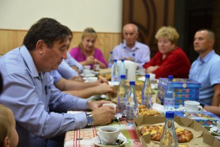 Лидер ставропольских коммунистов Виктор Гончаров: Теплом своих сердец мы отогреваем семьи из ЛДНР!
