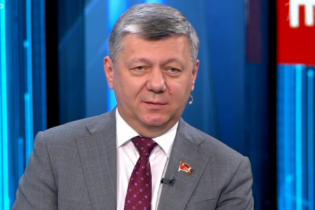 Дмитрий Новиков на Первом канале о Форуме народов в Татарстане и кризисе капитализма как причине агрессивности США