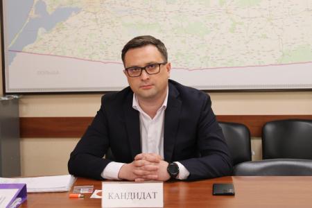 Калининград. Коммунист Максим Буланов подал документы для регистрации на выборы губернатора