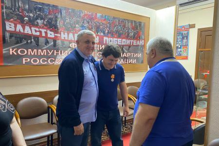 Командир батальона «Пятнашка» встретился с членами КПРФ
