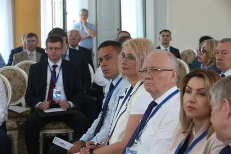Сенатор РФ А.М. Гибатдинов принял участие в IX форуме регионов России и Беларуси на тему «Роль межрегионального сотрудничества в углублении интеграционных процессов Союзного государства»