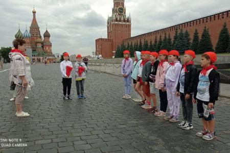 Пионеры из Кировской области посетили совхоз имени Ленина