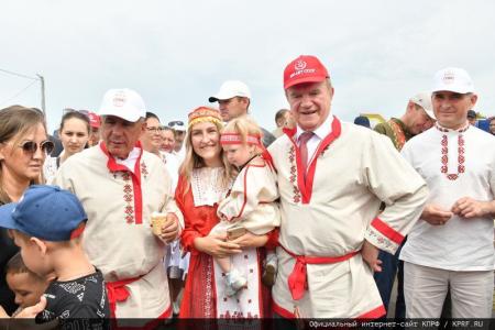 Итоговый репортаж о поездке Г.А. Зюганова на Всероссийский форум Дружбы народов в Татарстане
