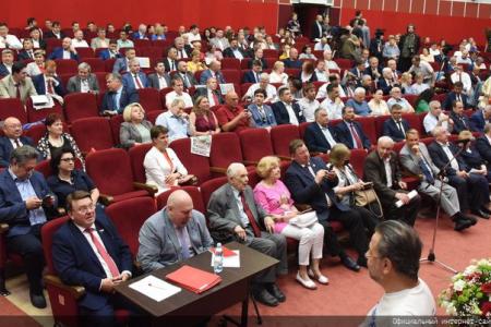 Открылся IV (июльский) совместный Пленум ЦК и ЦКРК КПРФ