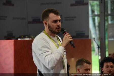 Г.А. Зюганов на «Территории смыслов»: «Желаю вам взять в наследство дух Победы!»