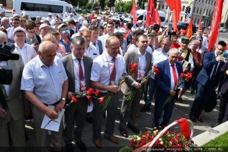 Продолжается рабочий визит Г.А. Зюганова в Татарстан