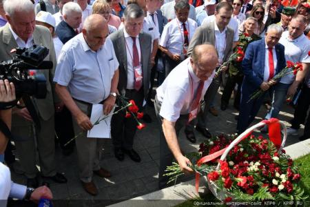 Продолжается рабочий визит Г.А. Зюганова в Татарстан