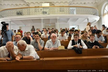 Продолжается рабочий визит Г.А. Зюганова в Татарстан