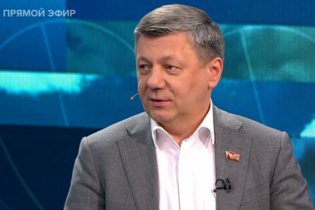 Дмитрий Новиков на Первом канале: «Байден в роли президента нужен олигархии США, а Зеленский далеко не Сальвадор Альенде»