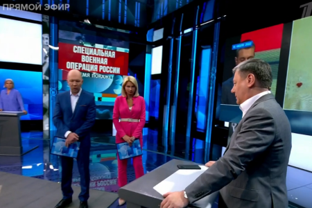 Дмитрий Новиков на Первом канале: «Байден в роли президента нужен олигархии США, а Зеленский далеко не Сальвадор Альенде»