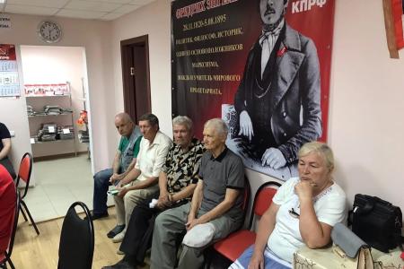 Саратовская область. Ольга Алимова встретилась с коммунистами города Энгельса