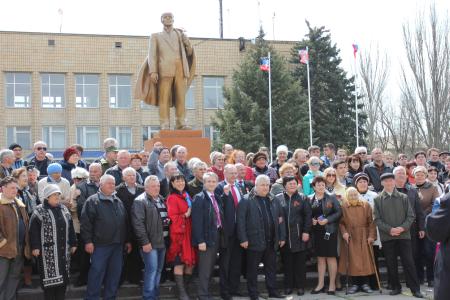 Воюющий Донбасс и КПРФ