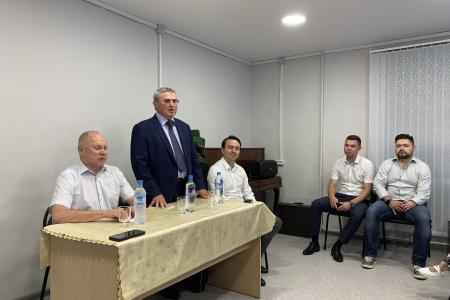 Олег Смолин встретился во Владимире с обществом слепых и педколлективами