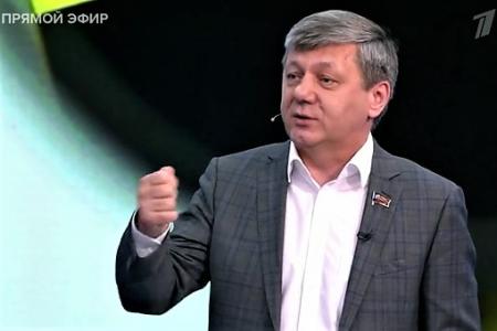 Дмитрий Новиков на Первом канале о солидарности с Кубой, спорах империалистов внутри США и отсутствии свободы слова в буржуазных СМИ