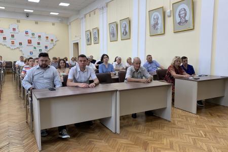 Олег Смолин встретился во Владимире с обществом слепых и педколлективами
