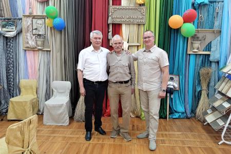 Костромские коммунисты посетили Большую Костромскую льняную мануфактуру