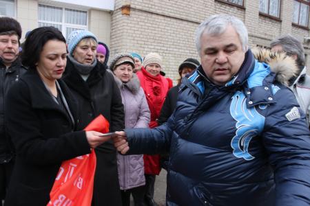 Воюющий Донбасс и КПРФ