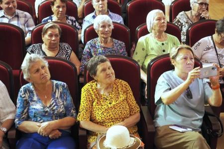 Свердловская область. Александр Ивачев провел встречу с жителями Артемовского