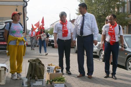 Республика Бурятия: Красные в городе!