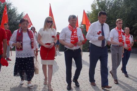 Республика Бурятия: Красные в городе!