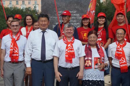 Республика Бурятия: Красные в городе!