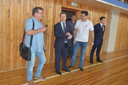 Команда Новосибирского областного отделения КПРФ стала победителем мини-футбольной Летней лиги