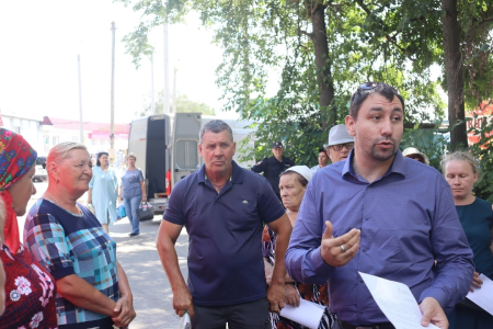 Лидеры пензенских коммунистов посетили рабочий посёлок Лунино и провели встречу с населением