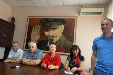 Делегация КПРФ во главе с Казбеком Тайсаевым находится с рабочим визитом на Донбассе